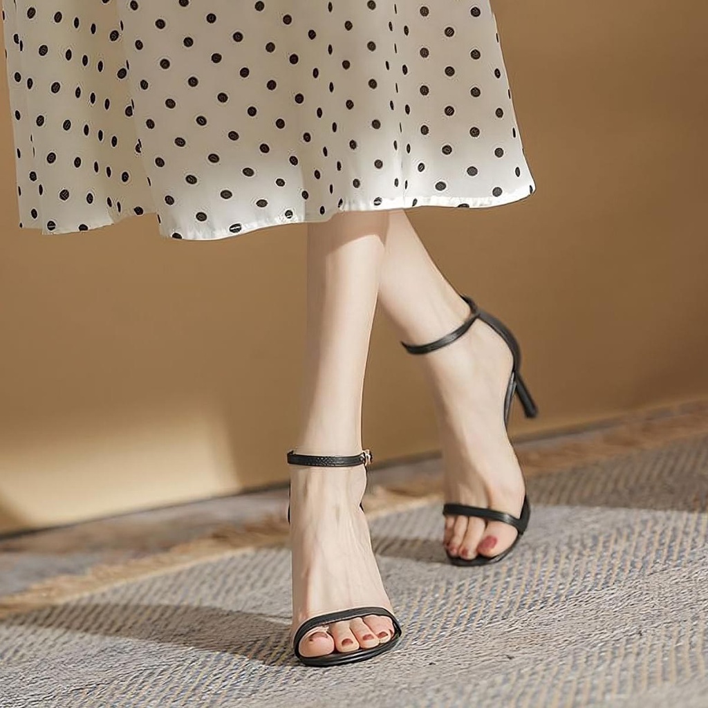 Giày Sandal gót nhọn Ngọc Trinh bản dây cao gót bít hậu 9 phân bigsize SD002