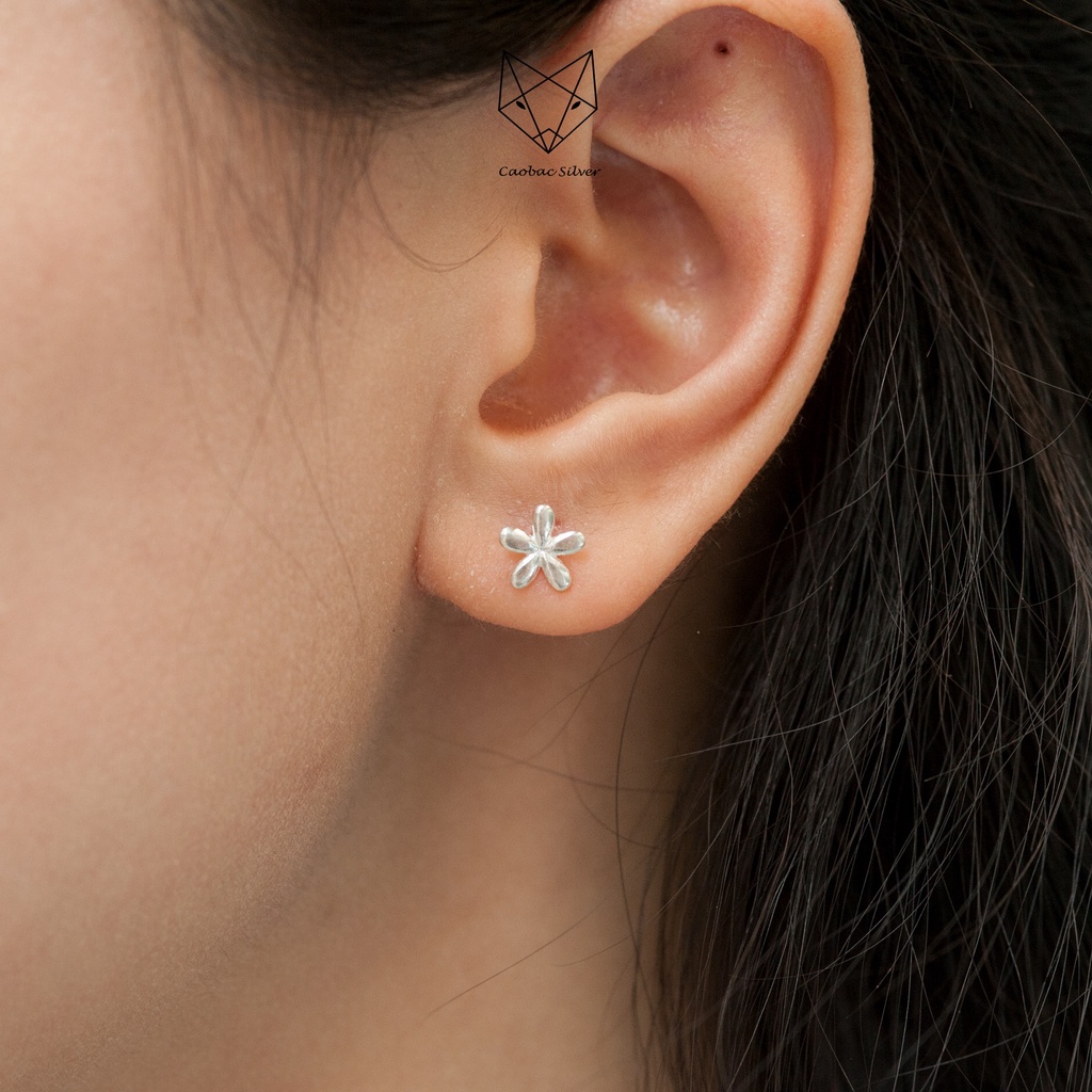 Khuyên Tai Bạc Ta Nữ CaoBac Silver Hình Hoa Năm Cánh Tròn Trơn Không Đính Đá Dễ Thương Xinh Xắn Dành Cho Bạn Nữ