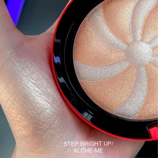 MAC Hyper Real Glow Duo Highlighter Step Bright Up / Alche-Me