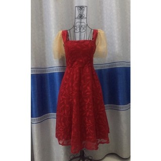 Đầm ren 2 dây mẩu thiết kế hàng new size S(45-52ký)