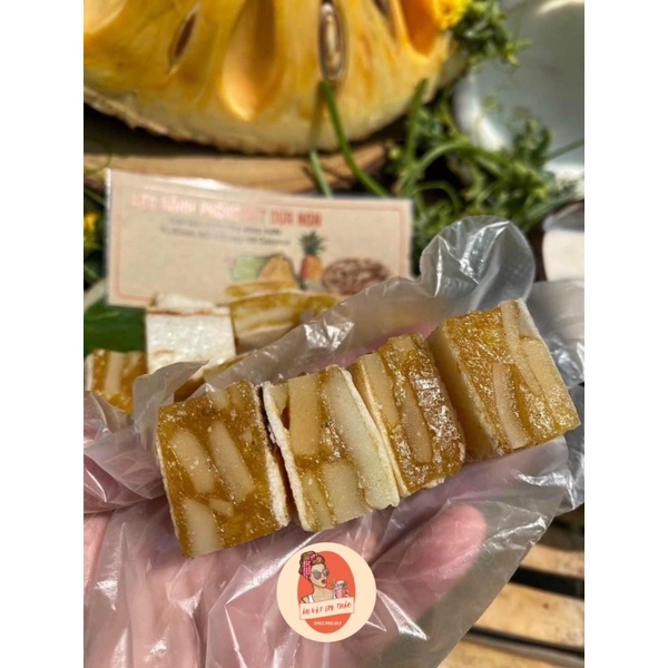 Kẹo bánh phồng mít dừa non