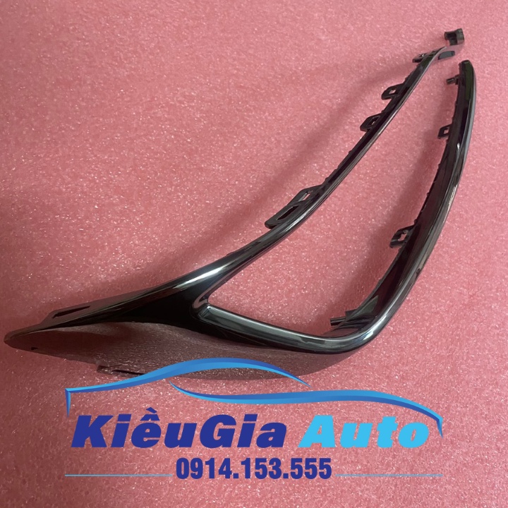 Ốp mạ cản/ Ba đờ sốc sau Hyundai Accent 2021 2022 Chính hãng