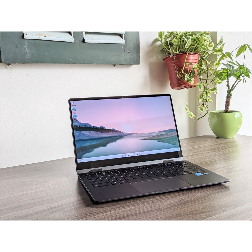 Laptop Samsung Galaxy Book 2 360 I5 gen 12 , màn cảm ứng , Ram 8GB SSD 256GB | Đẹp như mới Tại Playmobile