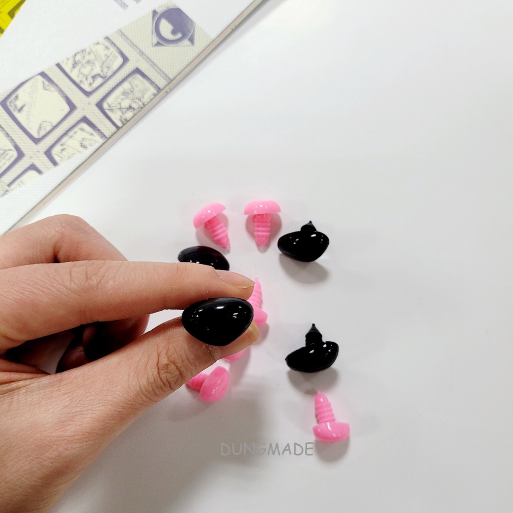 Mũi thú vặn có chốt