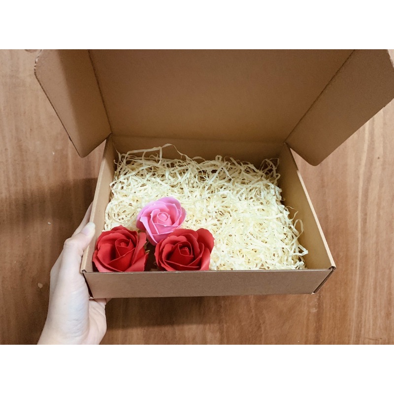 HỘP QUÀ CÓ NẮP KRAFT HANDMADE SIZE 30x25x6cm