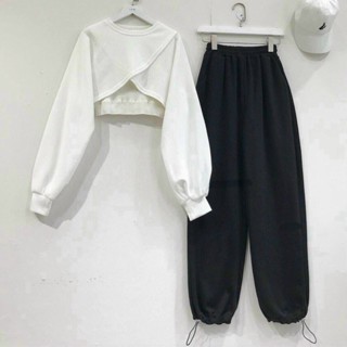 Set 3 món áo tay dài croptop vạt chéo, áo 2 dây và quần bo chun gấu cá tính