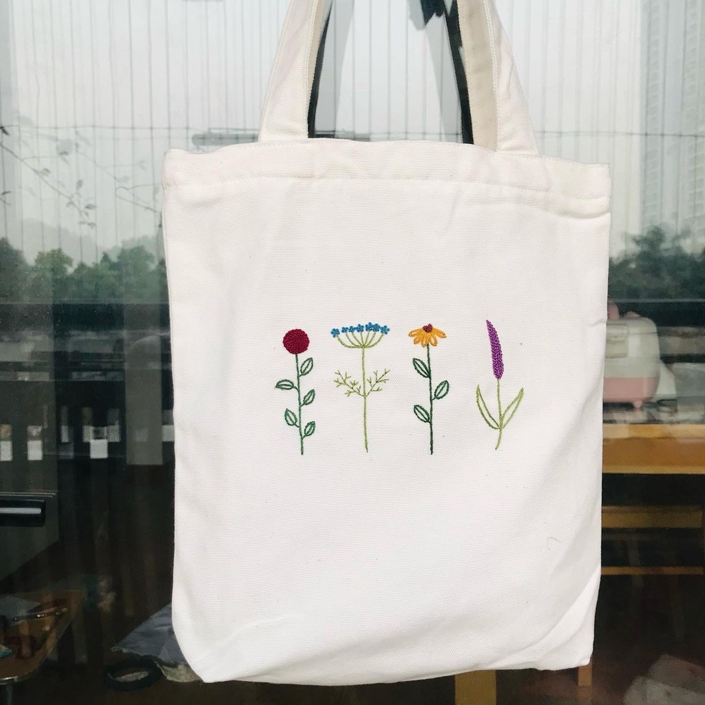 Túi canvas, túi tote thêu tay MIA họa tiết hoa nhí thời trang (có khóa kéo)