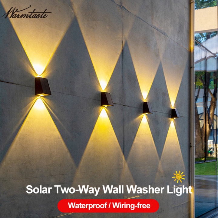 Đèn LED Năng Lượng Mặt Trời Gắn Tường Ánh Sáng Ấm Chống Thấm Nước Chiếu Sáng Ngoài Trời