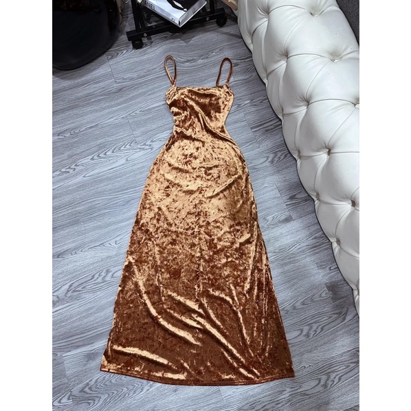 Váy nhung hai dây dáng dài