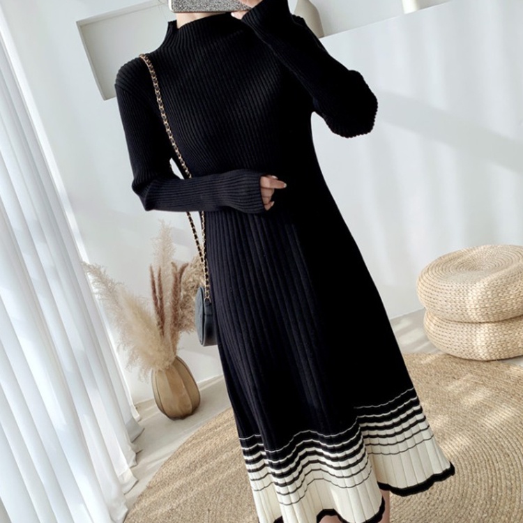 Đầm Dài Dệt Kim Cổ Cao Họa Tiết Kẻ Sọc Màu Sắc Tương Phản Thời Trang Cho Nữ