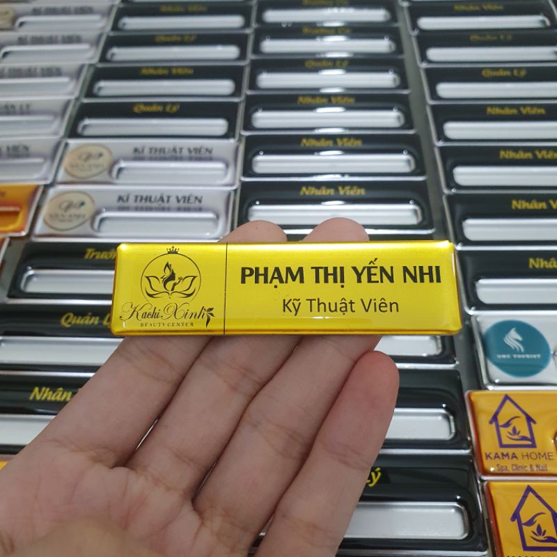 Bảng tên nhân viên- Cố định tên