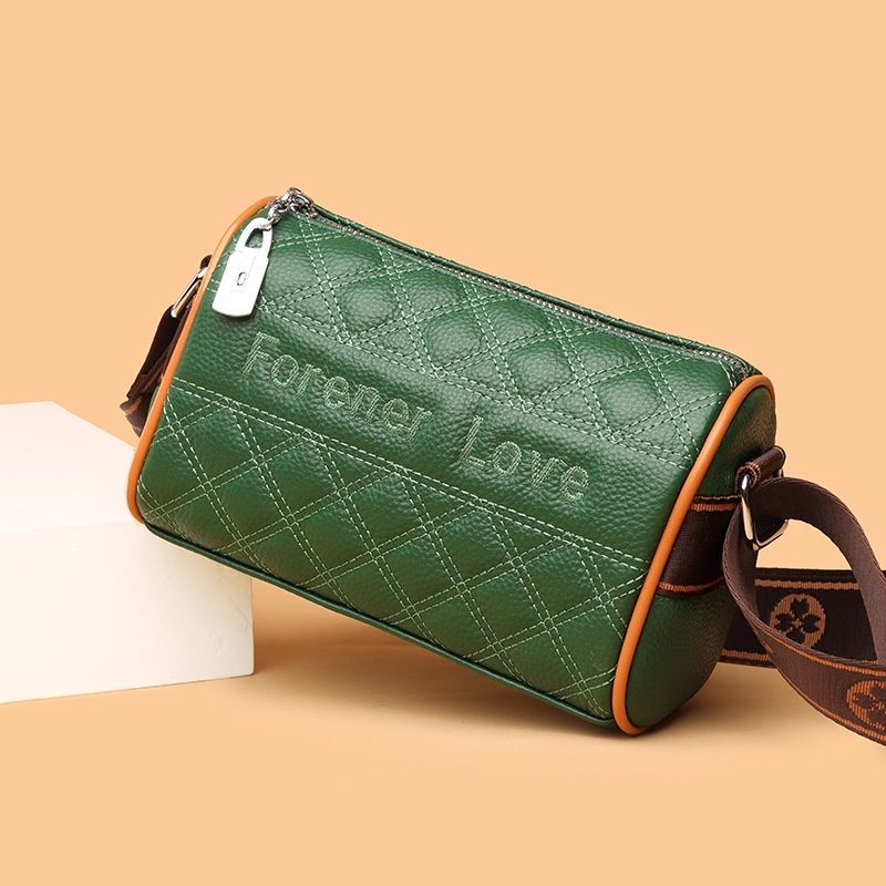 Túi Đeo Chéo Da Bò Đính Kim Cương Giả Thời Trang Cho Nữ