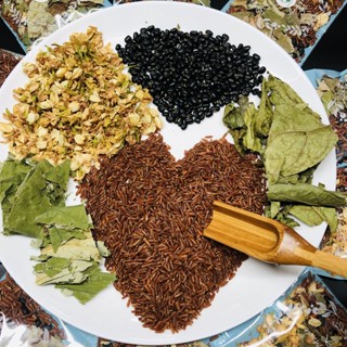 Trà Gạo Lứt - Xạ Đen- Đậu Đen- Lá Sen_Hỗ Trợ Giảm Chỉ Số Cân Nặng, Thanh Lọc Cơ Thể, Set Trà 30 gói tiện lợi, dễ uống