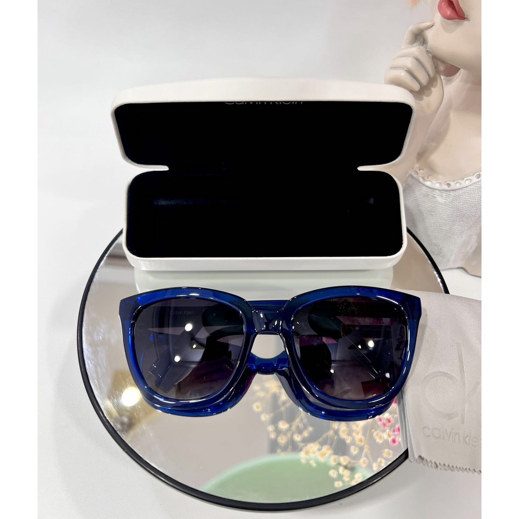 Kính Calvin klein