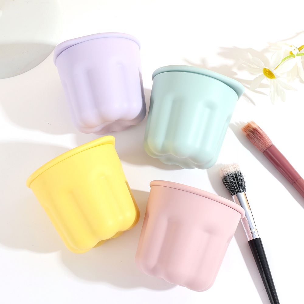 1 Bộ Dụng Cụ Vệ Sinh Cọ Trang Điểm Tiện Lợi