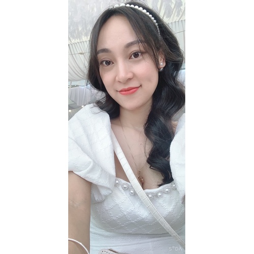 Pass váy trắng 129k