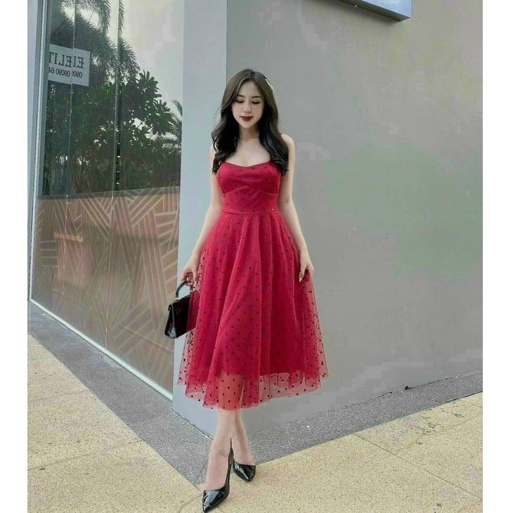 Đầm Nữ 2 lớp chấm bi chất vải lưới bi có mút thích hợp đi tiệc