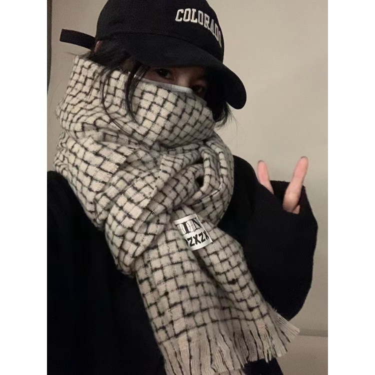 Khăn Choàng Cổ Họa Tiết Sọc Caro Chất Liệu Cashmere Ấm Áp Thời Trang Thu Đông Cho Nữ