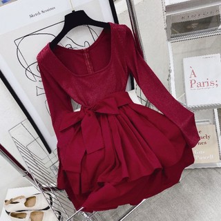 ĐẦM ĐEN CỔ V LAI TẦNG THẮT EO