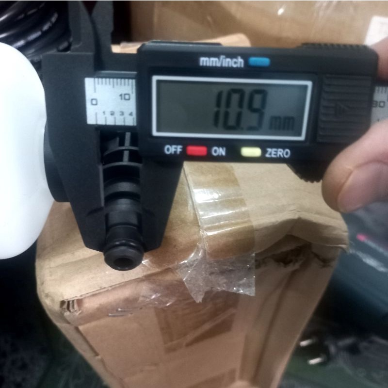 Bình bosch cho súng rửa xe bos.ch 500ml