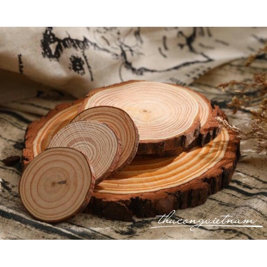 Khoanh gỗ chưa trang trí