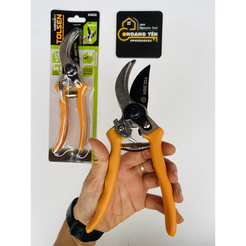 Kéo cắt cành Tolsen 31022 lưỡi hợp kim thép cứng cáp, tích hợp lò xò tiện dụng tăng lực cắt, nhỏ gọn tiện dụng