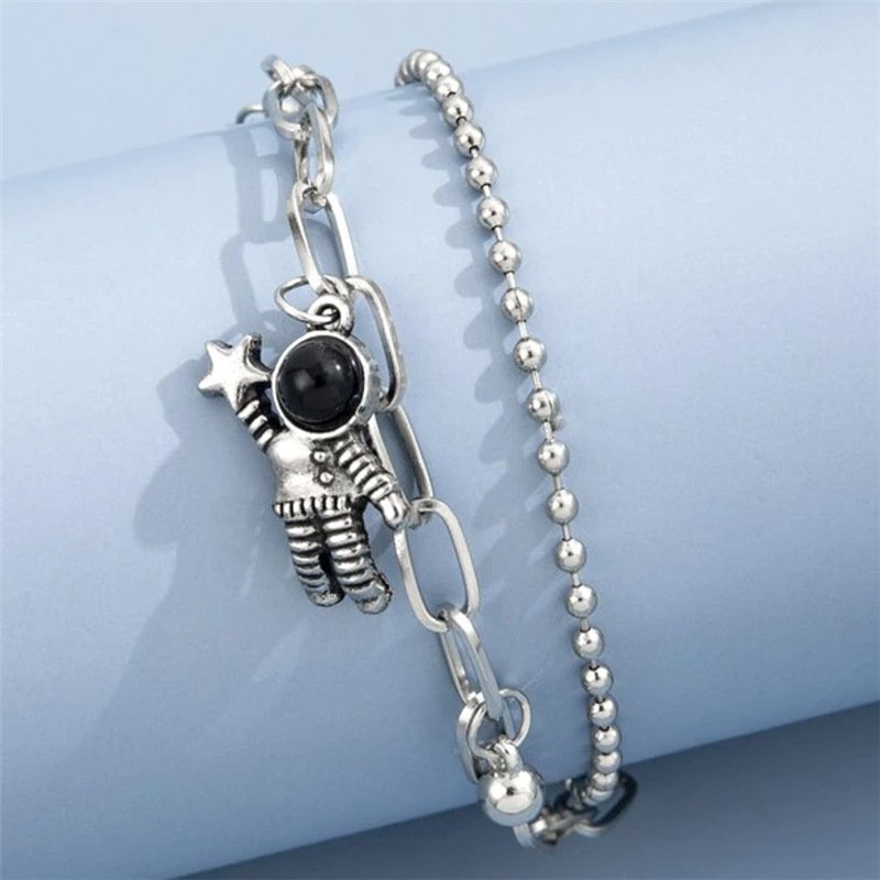 Vòng Tay Hai Lớp Bằng Kim Loại Màu Bạc Hình Phi Hành Gia Dành Cho Cặp Đôi