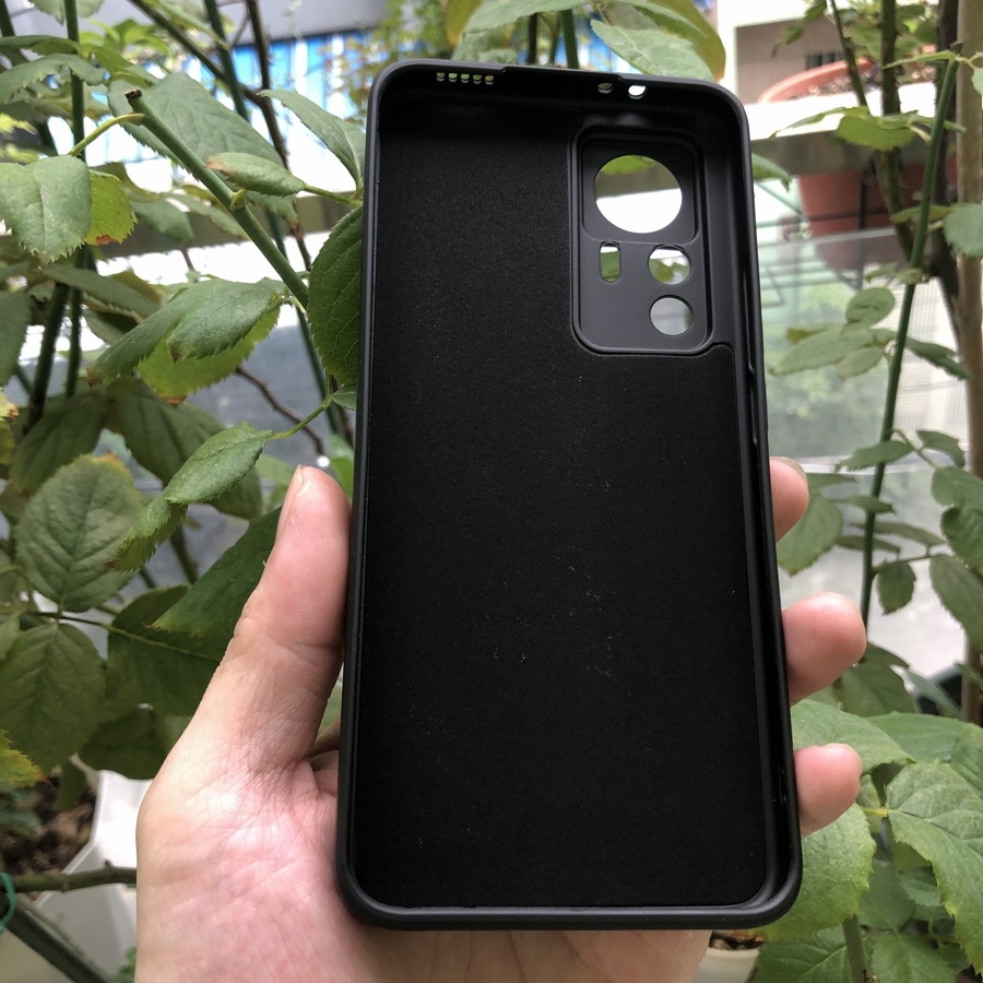 Ốp lưng Xiaomi 12T Pro chống bám bẩn