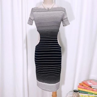 váy đầm body khoét 2 bên eo sexy