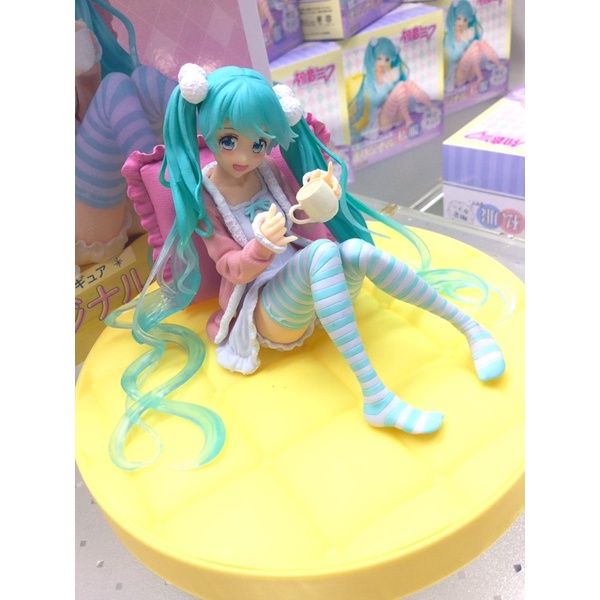 MÔ HÌNH HATSUNE MIKU CHÍNH HÃNG: Miku trang phục thường ngày