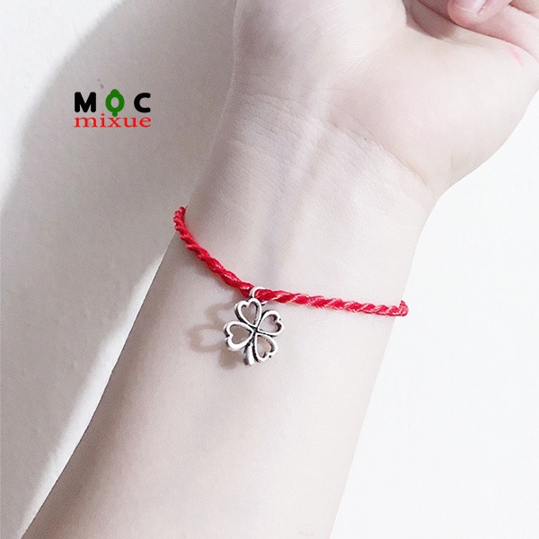 Vòng tay chỉ đỏ may mắn mix charm cỏ 4 lá xinh xắn - Mộc mixue