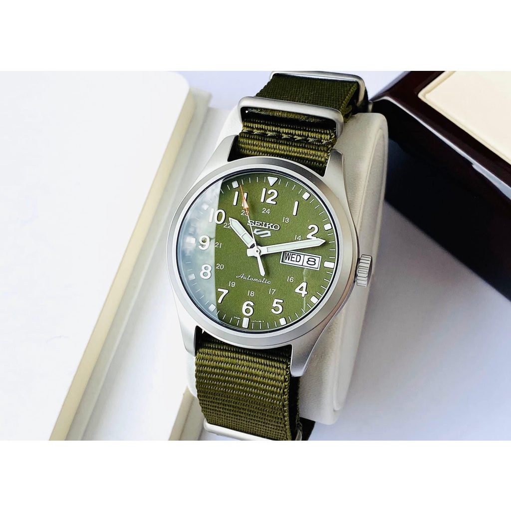 Đồng hồ nam dây vải Seiko 5 Field Sport SRPG33K1