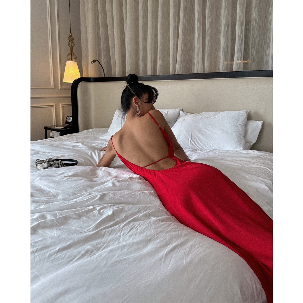 Touch of silk Dress - Váy lụa maxi hai dây khoét lưng sang trọng - THIẾT KẾ BỞI IAMCOCO.OFFICIAL
