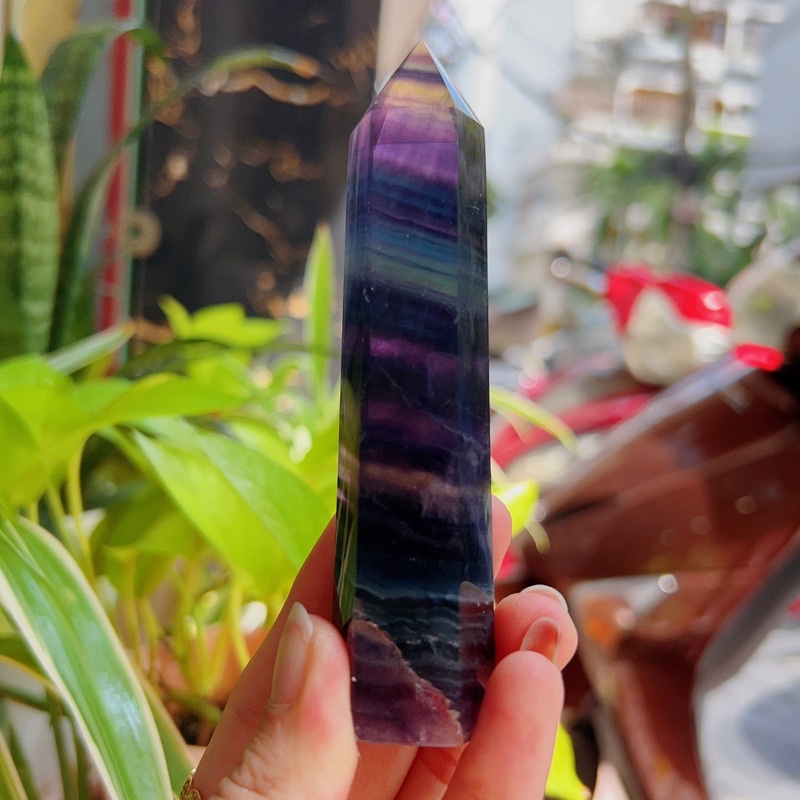 Trụ Rainbow Fluorite