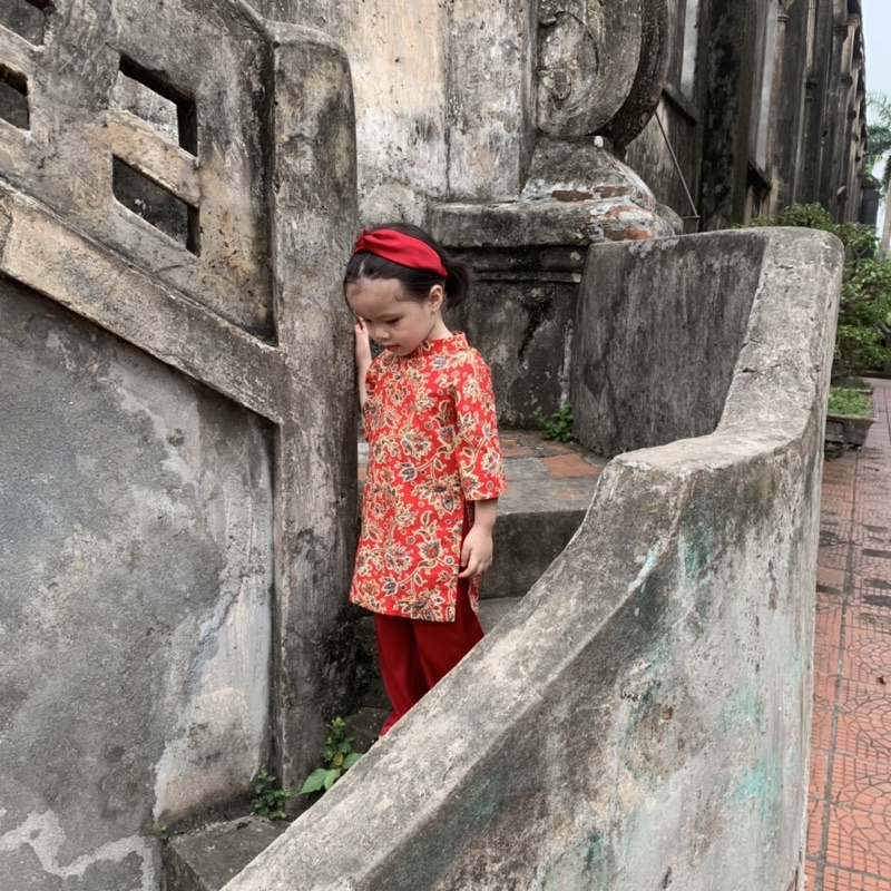 Áo dài cho bé gái Samkids  chất liệu thô cotton quần lụa ngọc trai, họa tiết hoa cực xinh cho bé