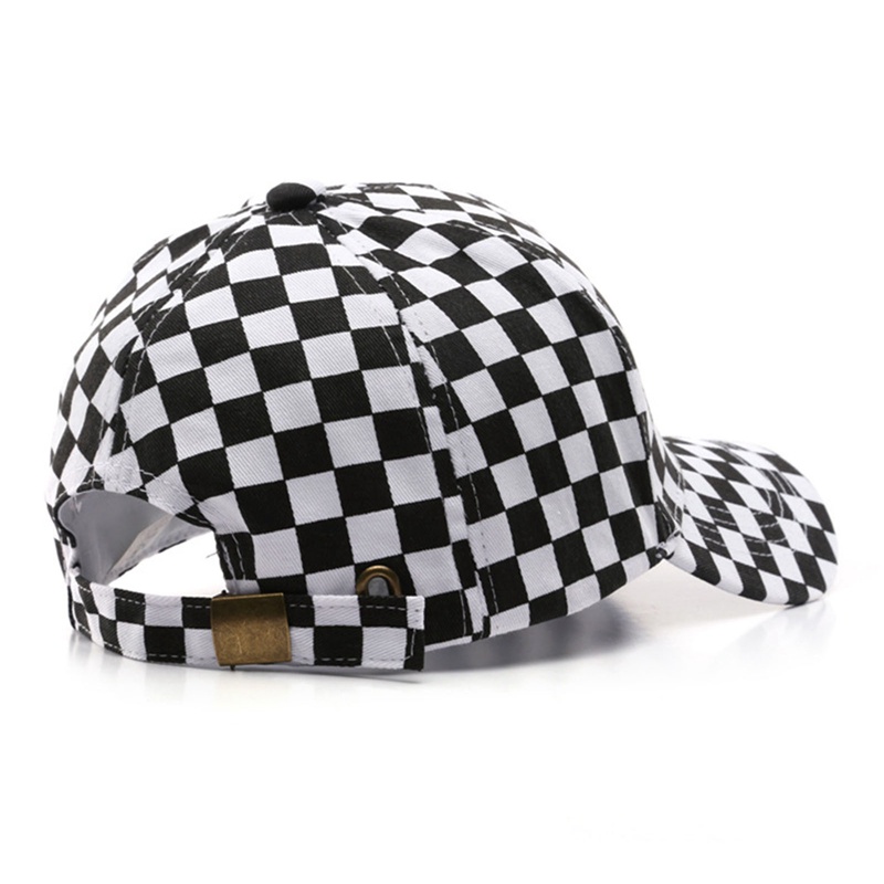 Nón Lưỡi Trai Họa Tiết Caro Trắng Đen Phong Cách Harajuku Cho Nam Nữ