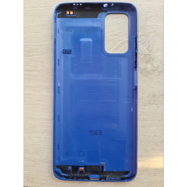 Nắp lưng Xiaomi Redmi 9T , có kính camera sau