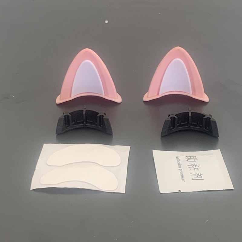 Tai mèo nhựa  dẻo cao cấp gắn mũ bảo hiểm có kèm keo silicon siêu  dính