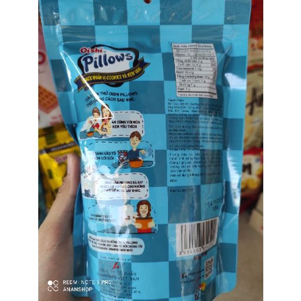 Snack Oishi Pillows nhân vị cookies và kem vani gói 85g, Party size