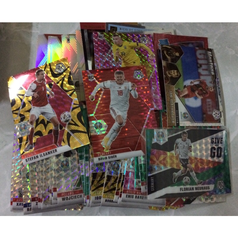 Thẻ cầu thủ match attax