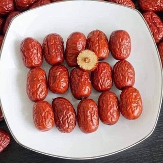 Táo đỏ Tân cương quả cực to, táo mật siêu siêu ngọt 100gr