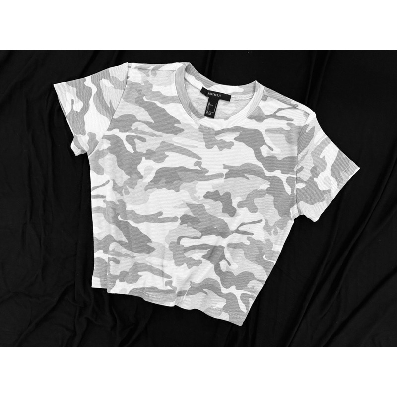 Áo croptop ôm thun bo gân lính xám