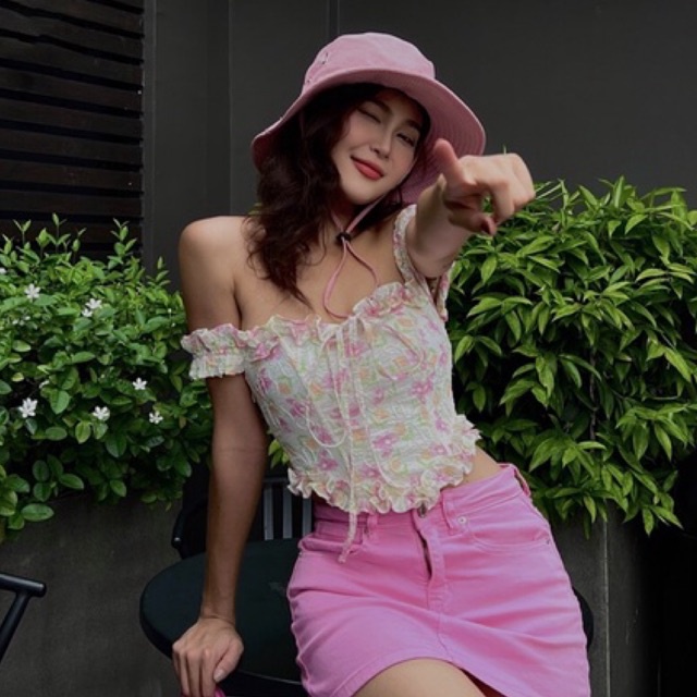 Corset hoa nổi vintage