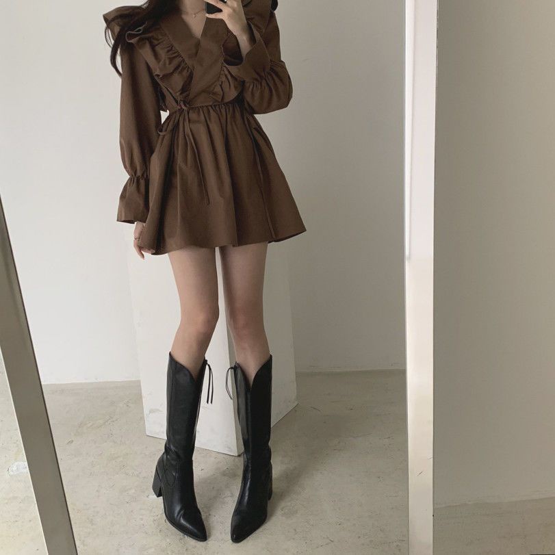 Đầm Tay Loe Ngắn Cổ Chữ V Phối Bèo Xinh Xắn Thời Trang Theo Phong Cách Hàn Quốc