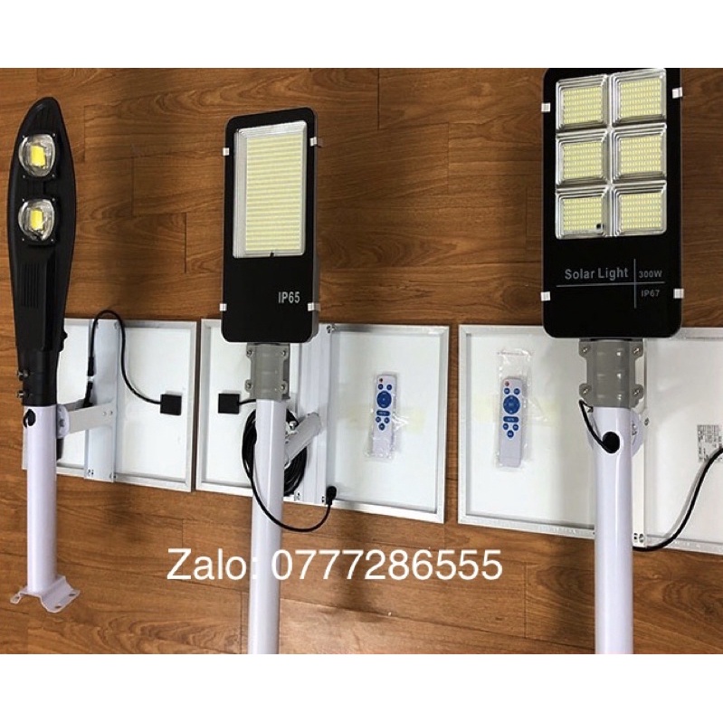 Đèn Đường Led Năng Lượng Mặt Trời Bàn Chải 300w, Chuẩn IP67, Pin Rời. Sáng Liên Tục 12h. Có Nút Báo Pin Sạc