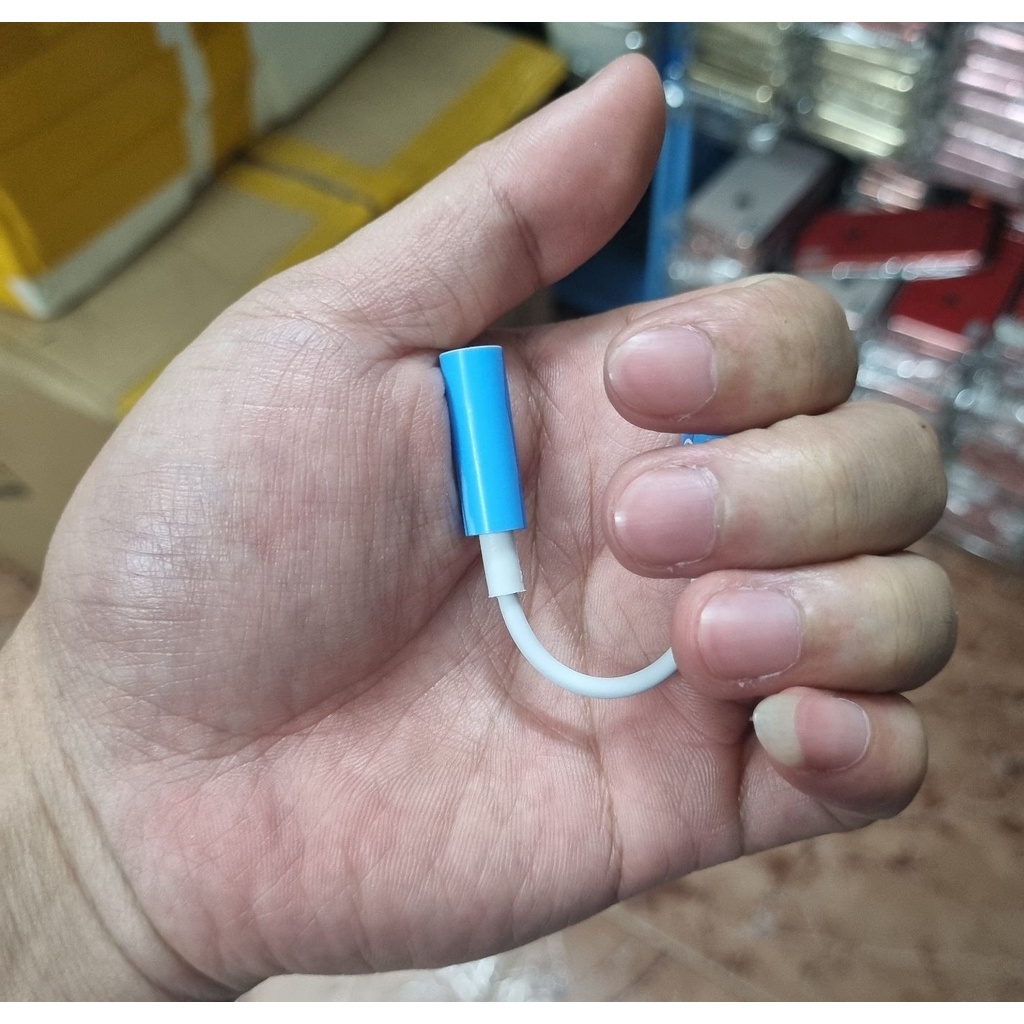 Cáp chuyển đổi cắm chân tai nghe 3.5mm từ cổng chân táo dẹt, jack, zắc, giắc chuyển kết nối bluetooth