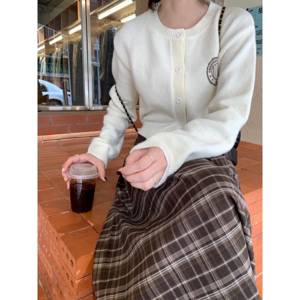 Áo cardigan len dáng ngắn siêu xinh style Hàn Quốc