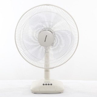 Quạt bàn Panasonic F400CI ( Trắng đục )
