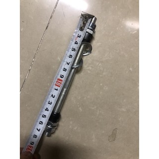 Trục , cốt sau xe đạp .