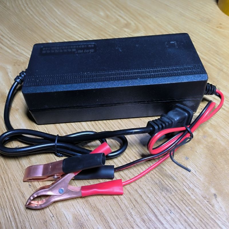Sạc pin 3s 12v dạng kẹp, Dc